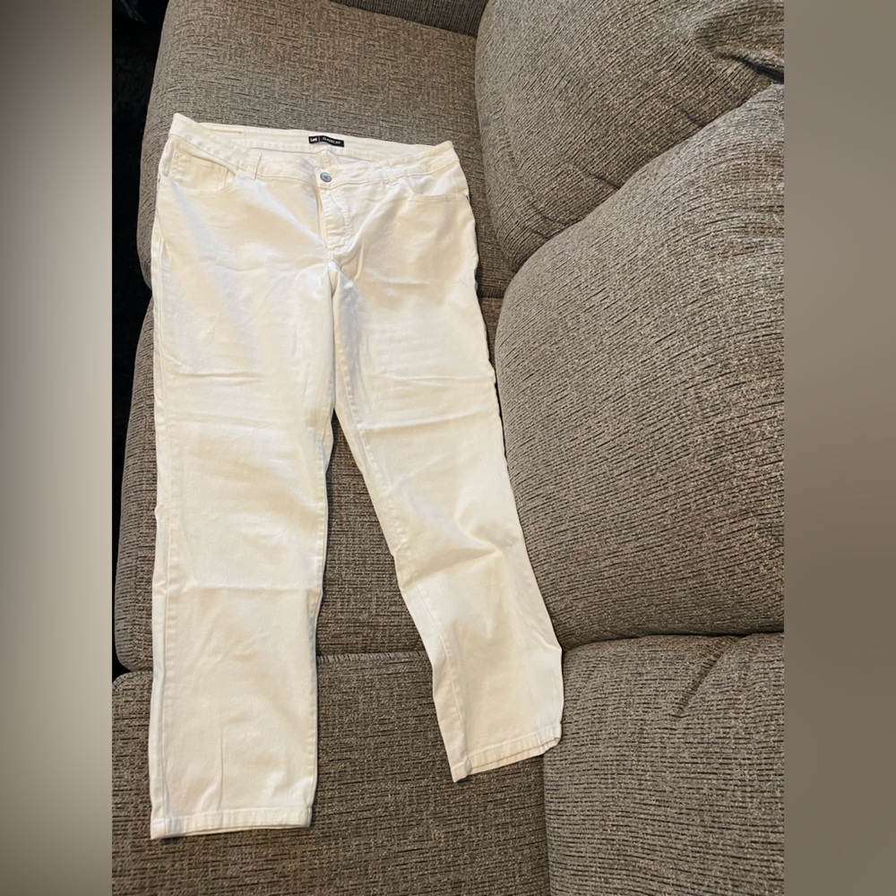Lee Classic jeans, size 20W